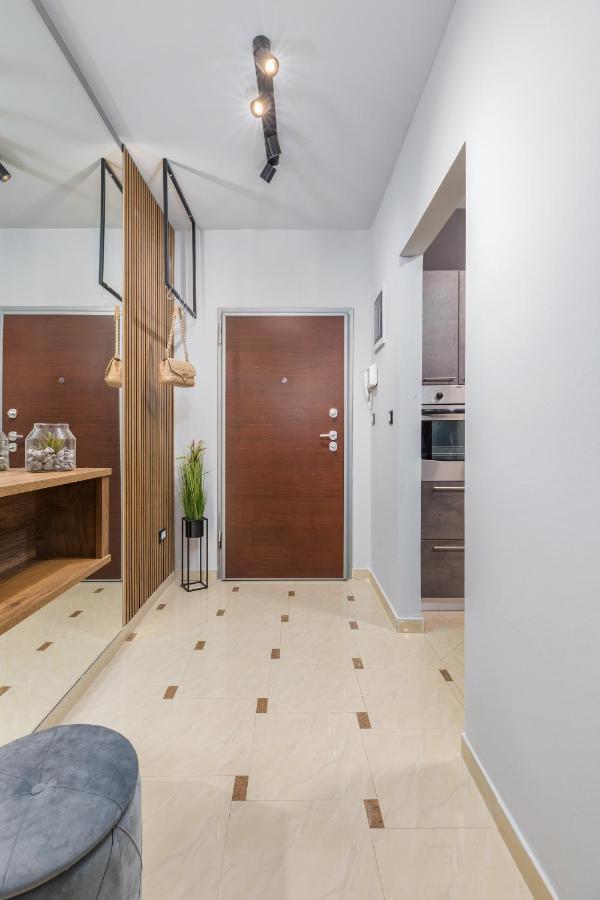 Lux Apartment Teo - New Пула Екстериор снимка